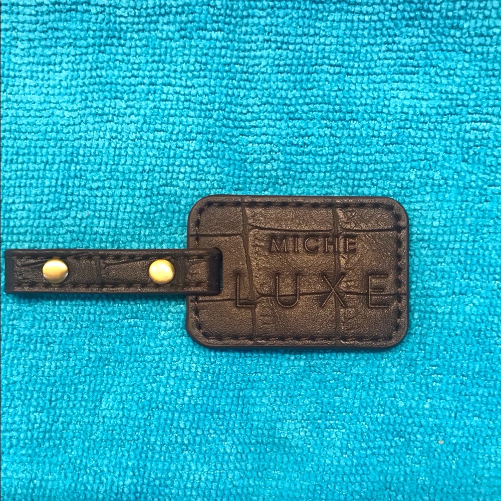 Miche LUXE “Hang Tag” for the Aspen and Sedona shells!
